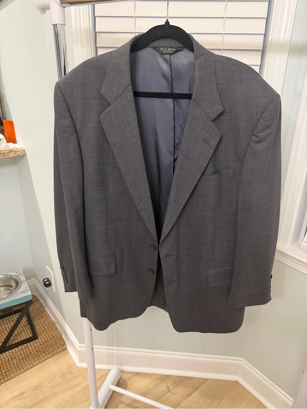 Jos. A. Bank Men's Gray Sport Coat - Classic Two-Button-Travelers Collection